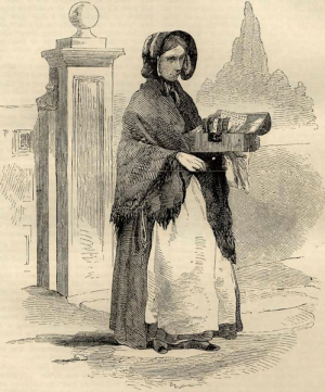 The Street Comb Seller 600