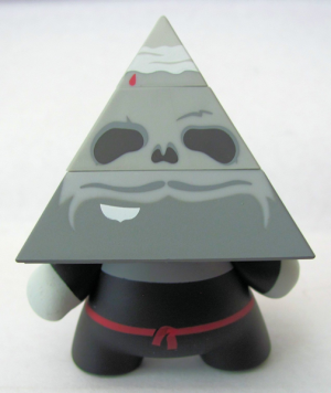 pyramid grey 600 back